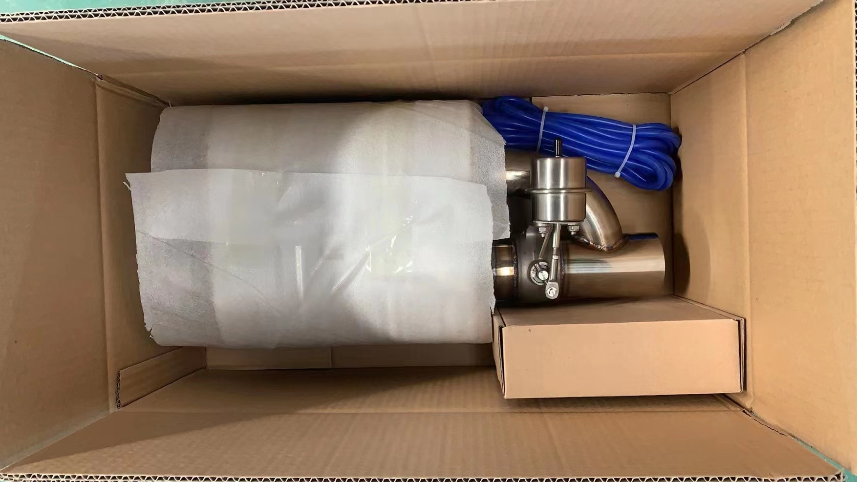 Packed by in carton